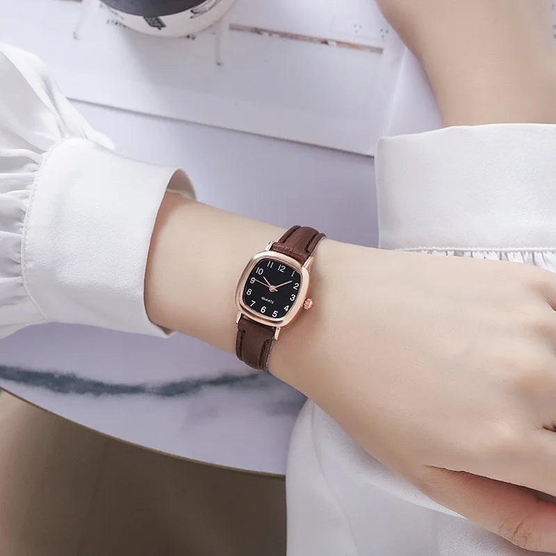 Fashion Small Square Dial Women Quartz Watch Simple Leather Strap Ladies Wristwatches Girls Clock Gift Relojes