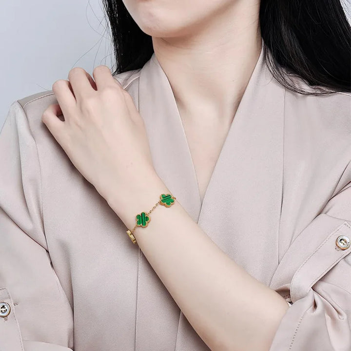 Lucky Clover Women's Hand Bracelets Double Sided Flowers